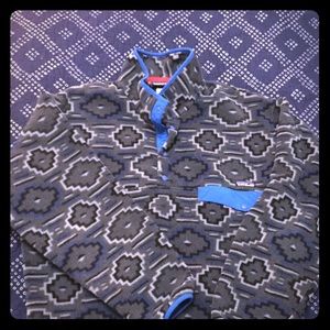 Men’s large fleece pullover.